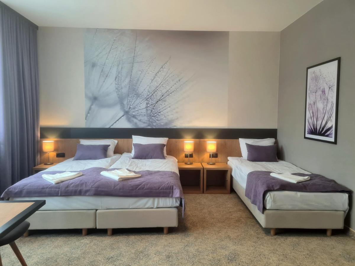 Hotel Port 2000 توجن المظهر الخارجي الصورة